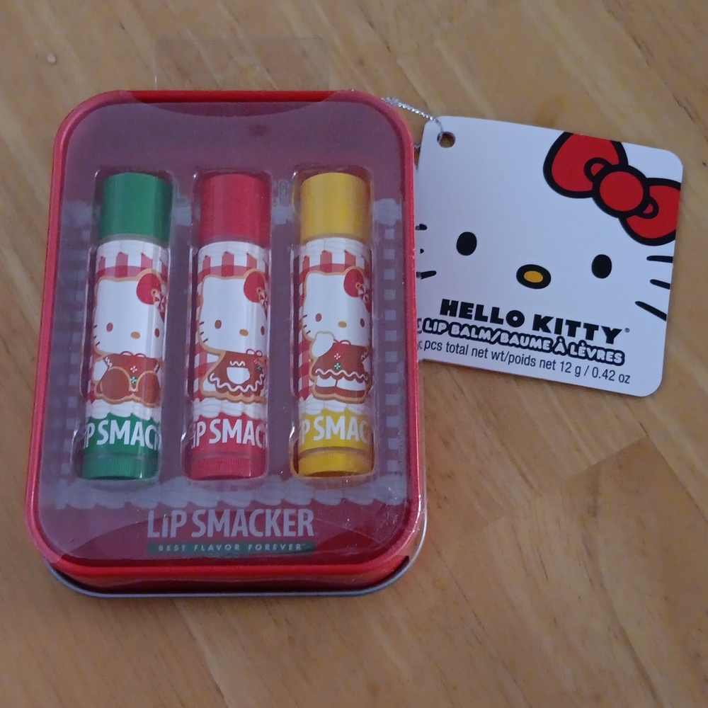 Hello Kitty Lipsmacker Tin NWT